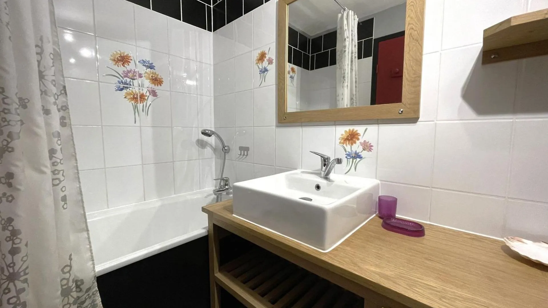 Studio Les Menuires, 1 pièce, 4 personnes - FR-1-452-151 Saint-Martin-de-Belleville 0*,  France